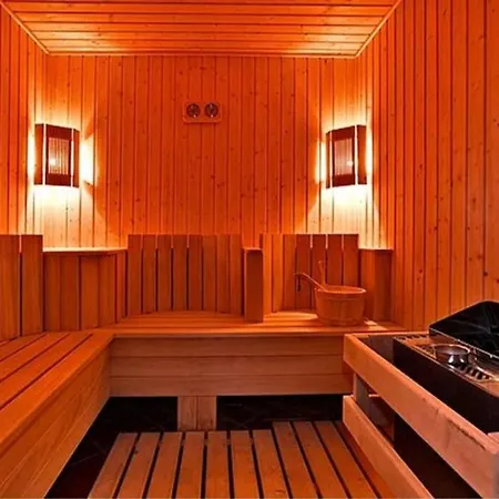 Апартамент Belvedere Holidey Club& Ski E 201 *